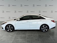 2021 Hyundai Elantra Ultimate IVT | Low KM's