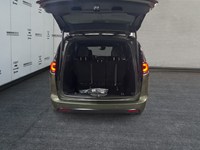 2027 Chrysler Pacifica Select AWD