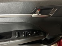 2020 Hyundai Elantra Essential IVT | Ultra Low KM's