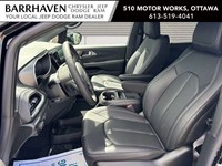 2027 Chrysler Pacifica Select FWD