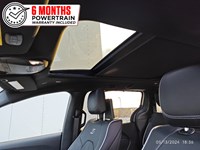 2024 Chrysler Pacifica Hybrid Premium S Appearance