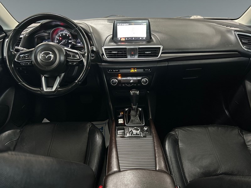 2018 Mazda Mazda3 GT | Leather | Sunroof