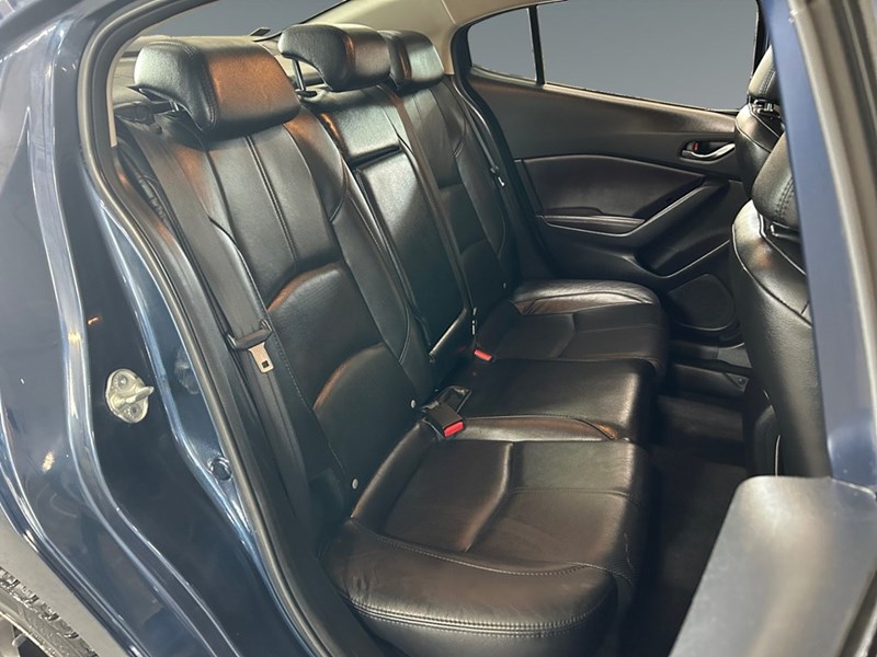 2018 Mazda Mazda3 GT | Leather | Sunroof