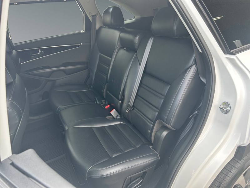 2019 Kia Sorento EX AWD | Leather | 7-Pass | Low KM's
