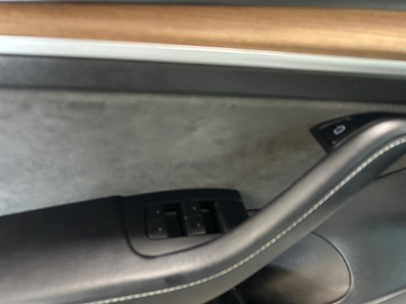 2022 Tesla Model 3 RWD | Local Trade