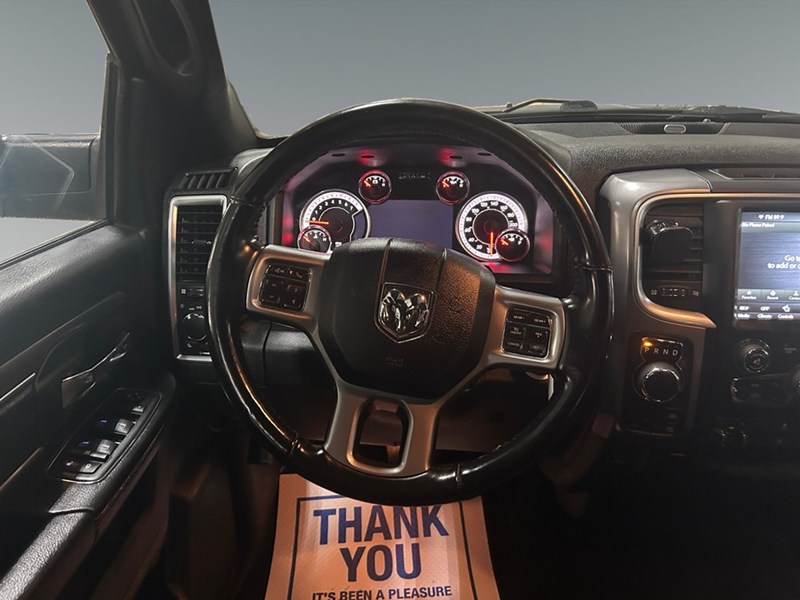 2021 RAM 1500 Classic Warlock 4x4 Crew V8 | Sunroof | Local Trade