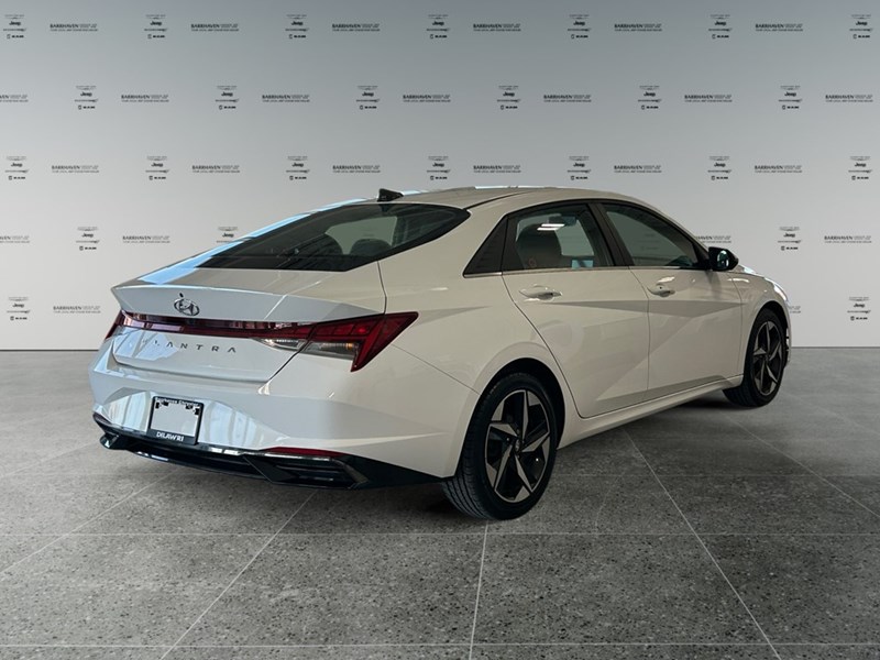2021 Hyundai Elantra Ultimate IVT | Low KM's