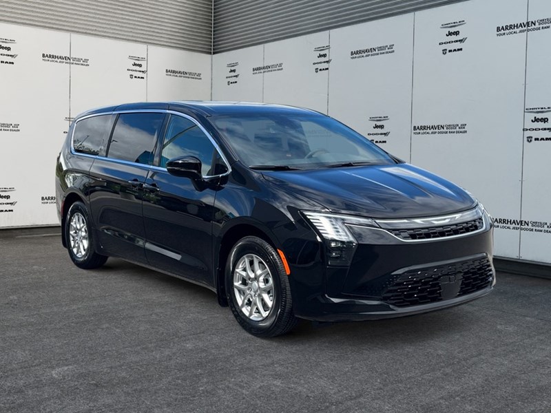 2027 Chrysler Pacifica Select