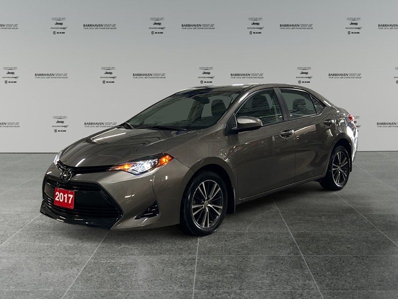 2017 Toyota Corolla LE Upgrade | Sunroof | Alloy Wheels | Ultra Low KM