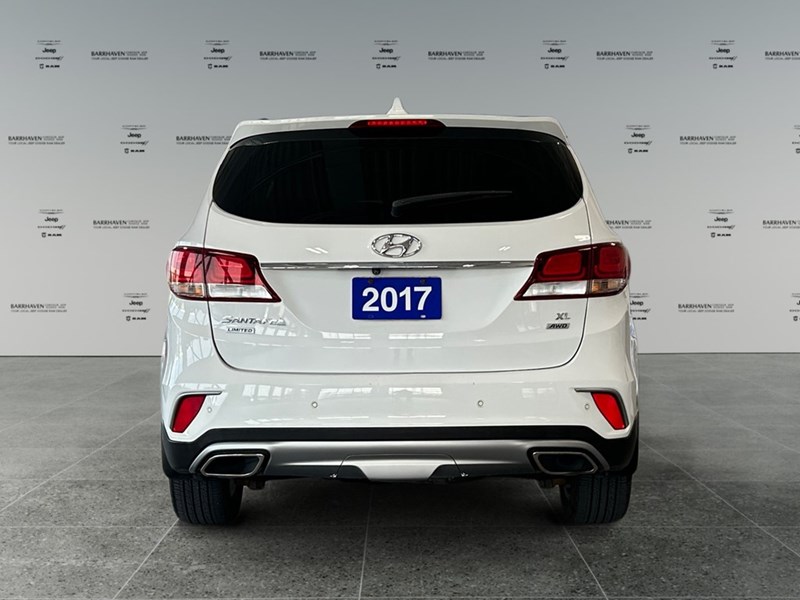 2017 Hyundai Santa Fe XL AWD 4dr Limited