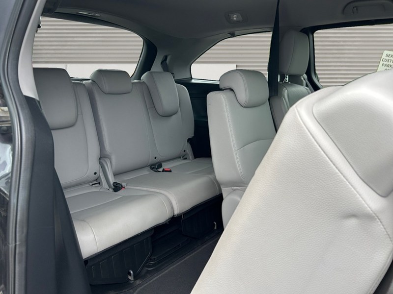 2019 Honda Odyssey EX-L DVD | 8-Pass | Ultra Low KM's