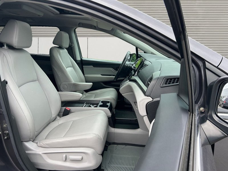 2019 Honda Odyssey EX-L DVD | 8-Pass | Ultra Low KM's