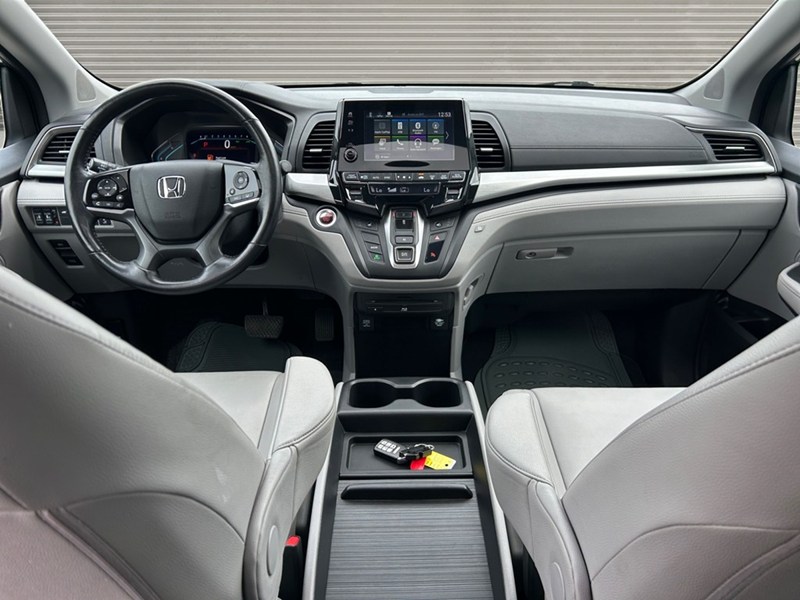 2019 Honda Odyssey EX-L DVD | 8-Pass | Ultra Low KM's