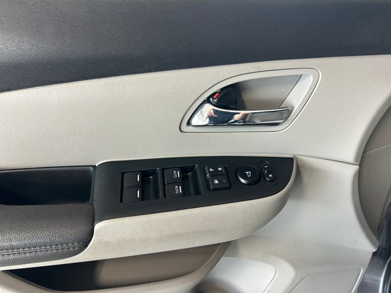 2015 Honda Odyssey EX | 8-Pass | Ultra Low KM's | Local Trade