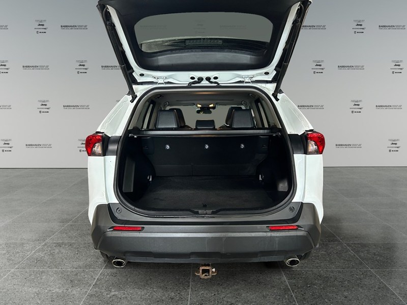 2020 Toyota RAV4 XLE  Premium AWD