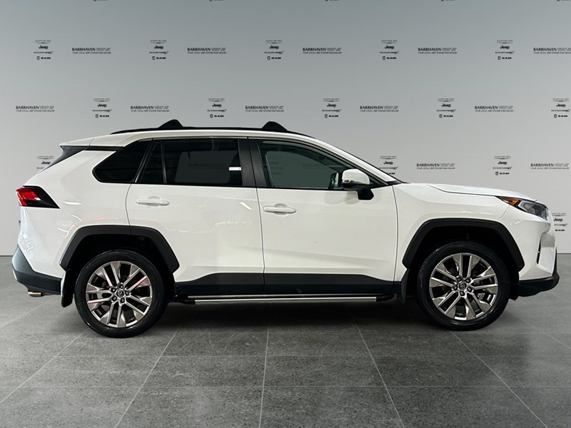 2020 Toyota RAV4 XLE  Premium AWD
