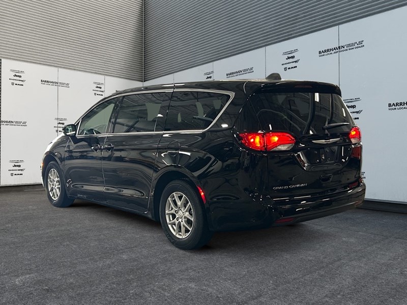 2027 Chrysler Grand Caravan SXT