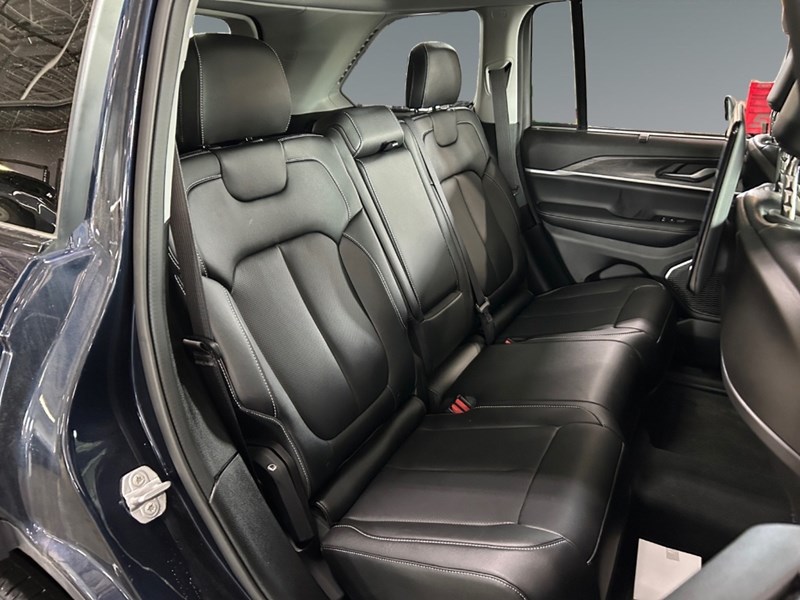 2023 Jeep Grand Cherokee 4xe | Hybrid, Leather, Pano Roof, DVD