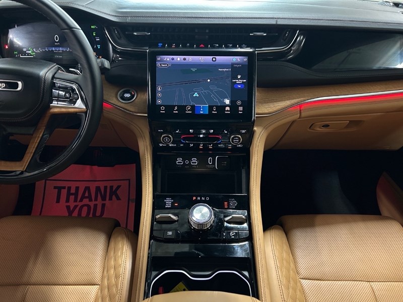 2023 Jeep Grand Cherokee 4xe Summit Reserve 4x4 | Hybrid, Leather, Pano Roof