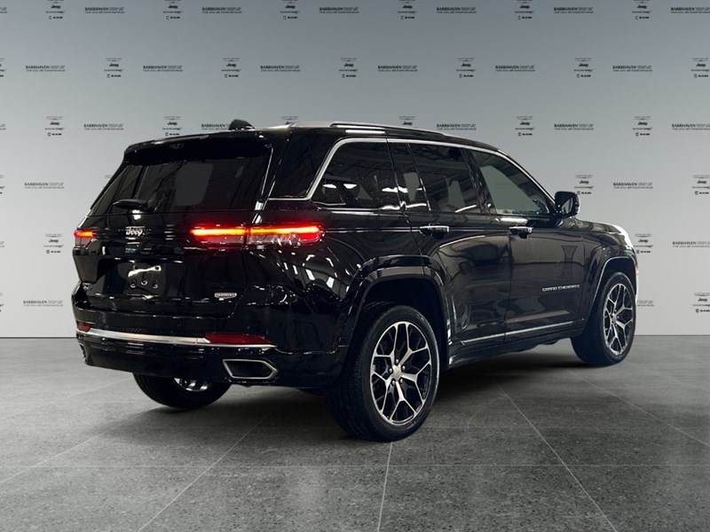 2023 Jeep Grand Cherokee 4xe Summit Reserve 4x4 | Hybrid, Leather, Pano Roof