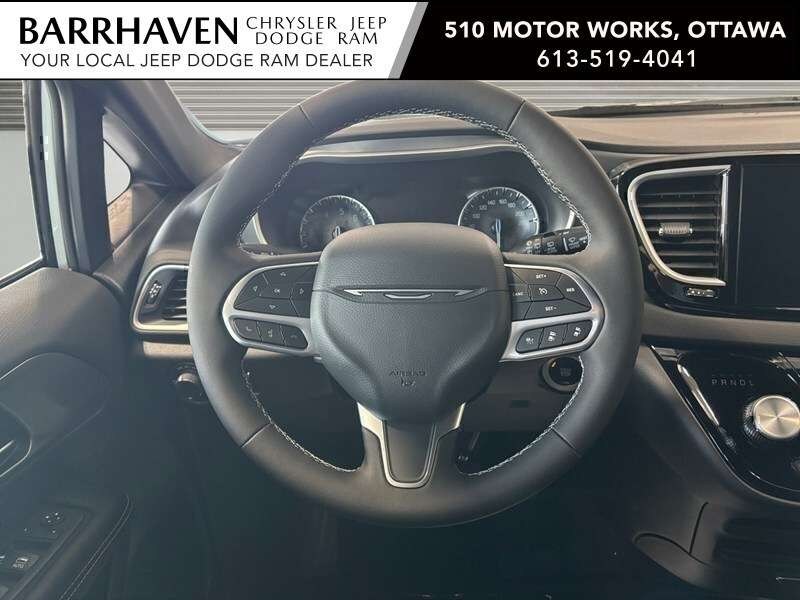 2027 Chrysler Grand Caravan SXT 2WD
