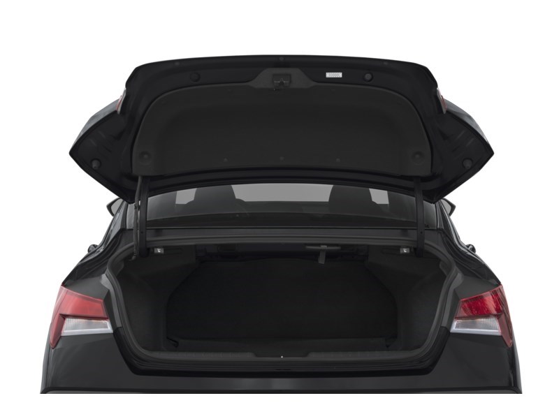 2026 Hyundai Elantra Preferred IVT Exterior Shot 4