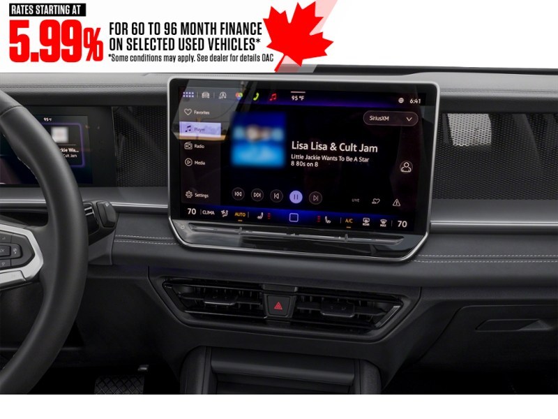 2026 Volkswagen Tiguan Comfortline 4MOTION Interior Shot 2