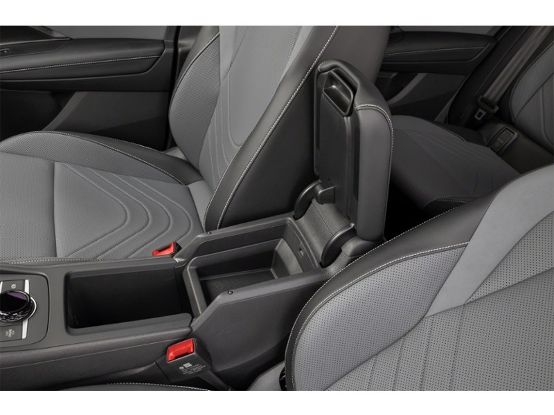 2026 Volkswagen Tiguan Comfortline R-Line Black Edition 4MOTION Interior Shot 7