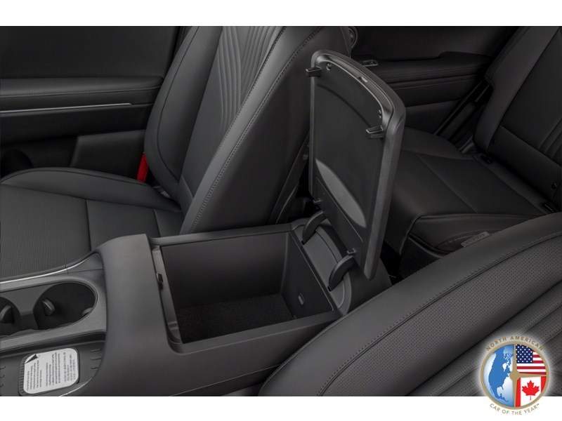 2027 Hyundai Palisade Preferred Trend AWD Interior Shot 7