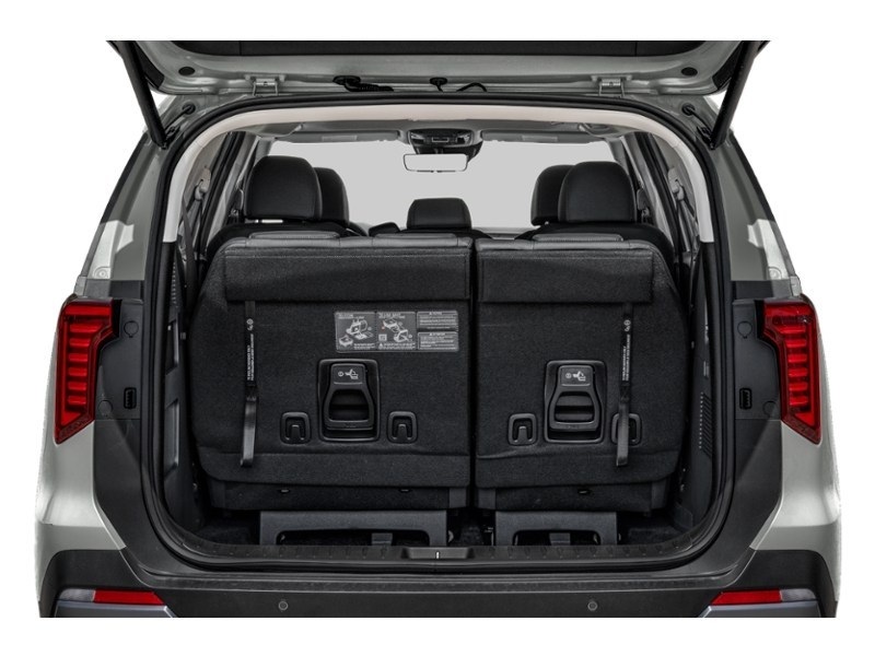 2027 Kia Carnival SX+ FWD Exterior Shot 4